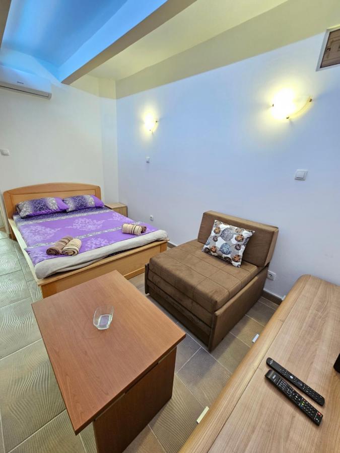 Booking Apartments Alone 1 Belgrade Extérieur photo