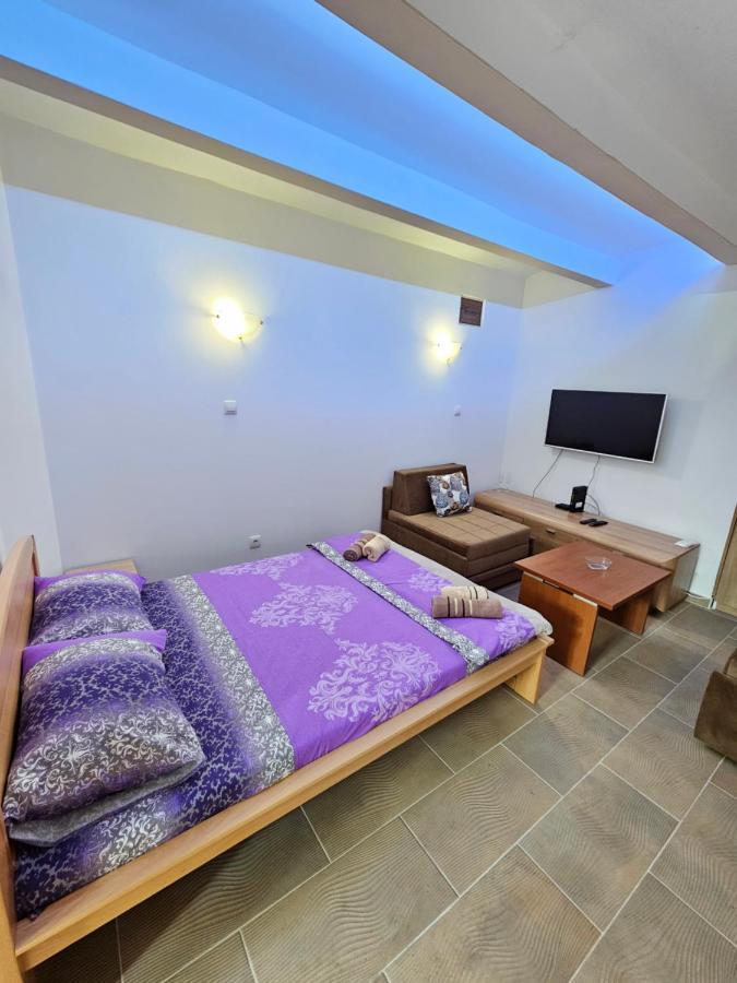Booking Apartments Alone 1 Belgrade Extérieur photo